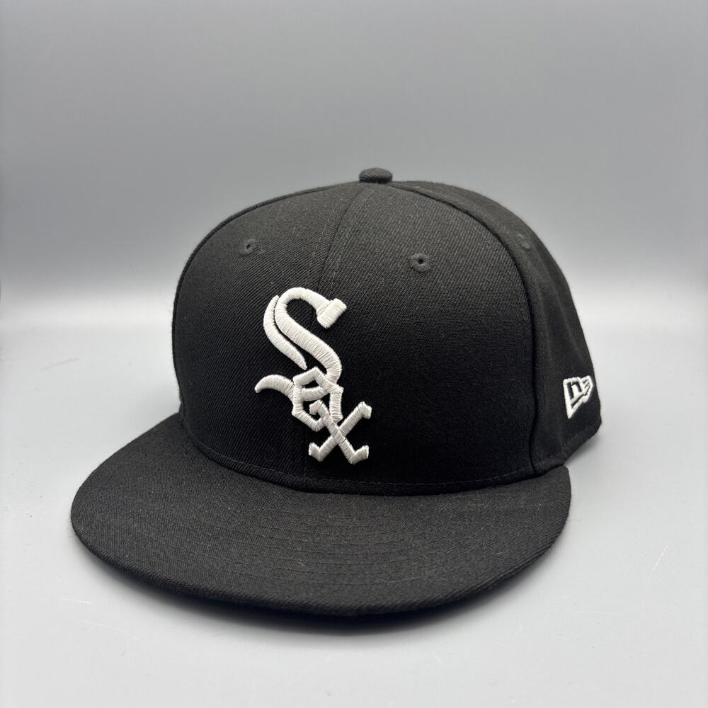 New Era 59FIFTY Chicago White Sox Fitted Hat Black 7 1/4 MLB Authentic On-Field